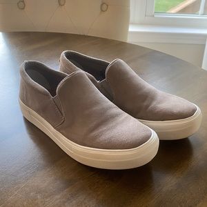 Steve Madden Slip Ons